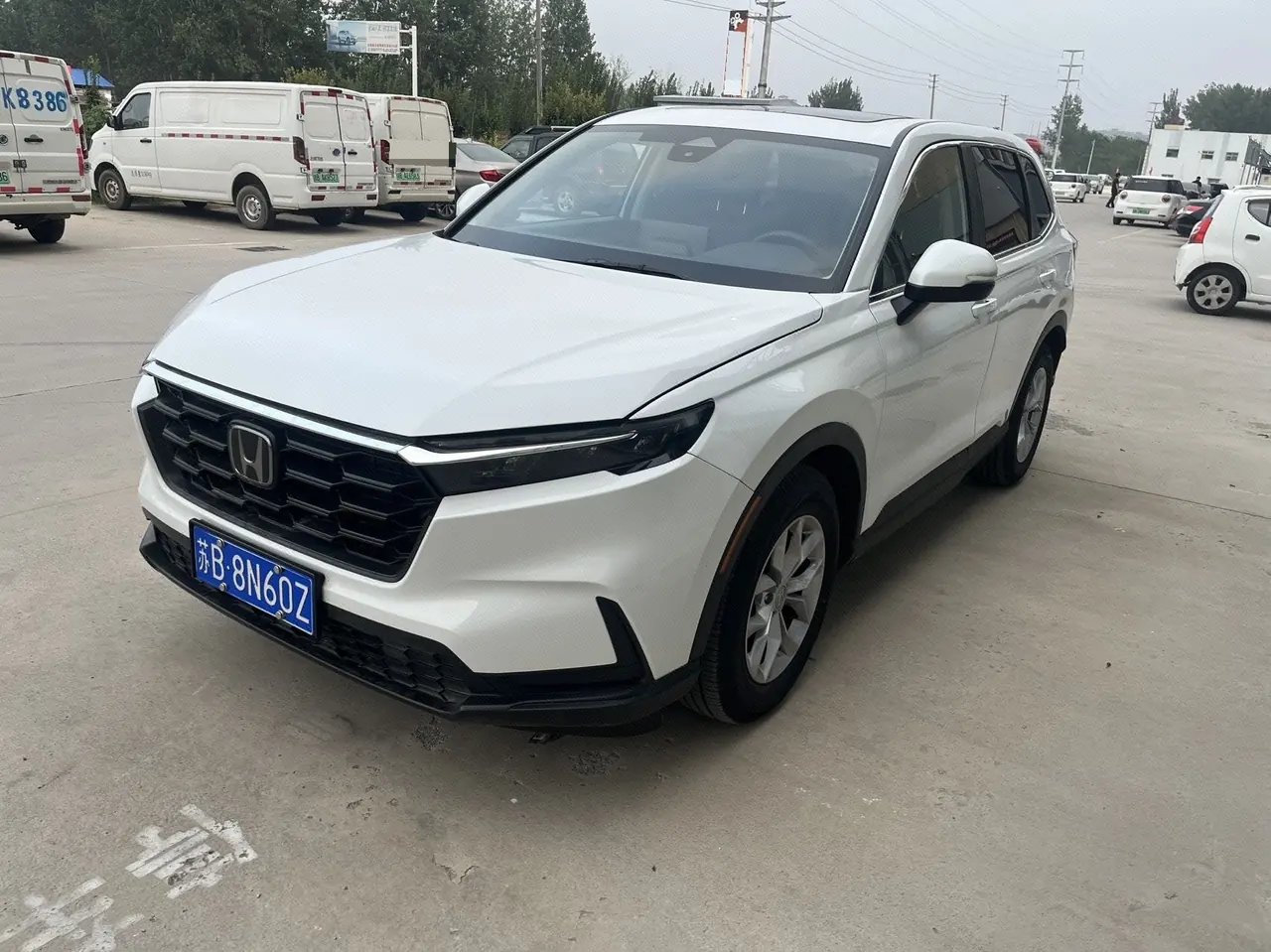 打开图片灯箱:Honda 2024 CR-V 1.5T stepless 240TURBO two-drive dynamic version 5-seat automatic gear