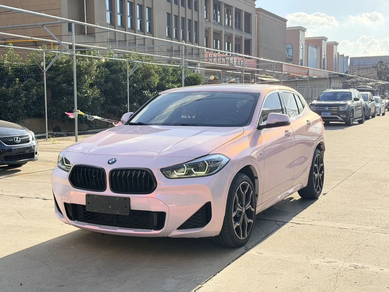 Open image lightbox: BMW 2020 X2 sDrive25i 2.0T exclusive M sports suit automatic gear