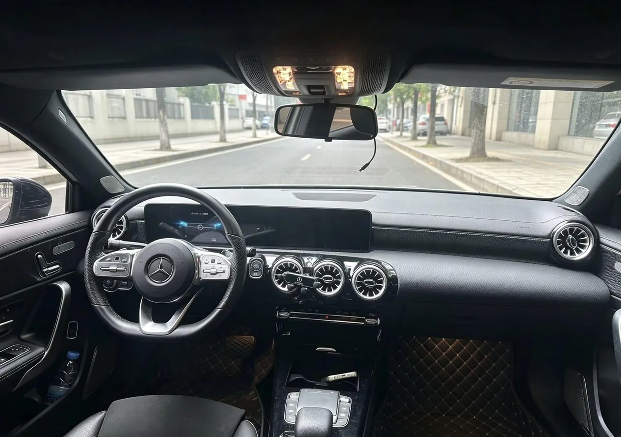 Mercedes Benz Class A 2022 A 200 L 1.3T Fashion (Change 3) Automatic 4