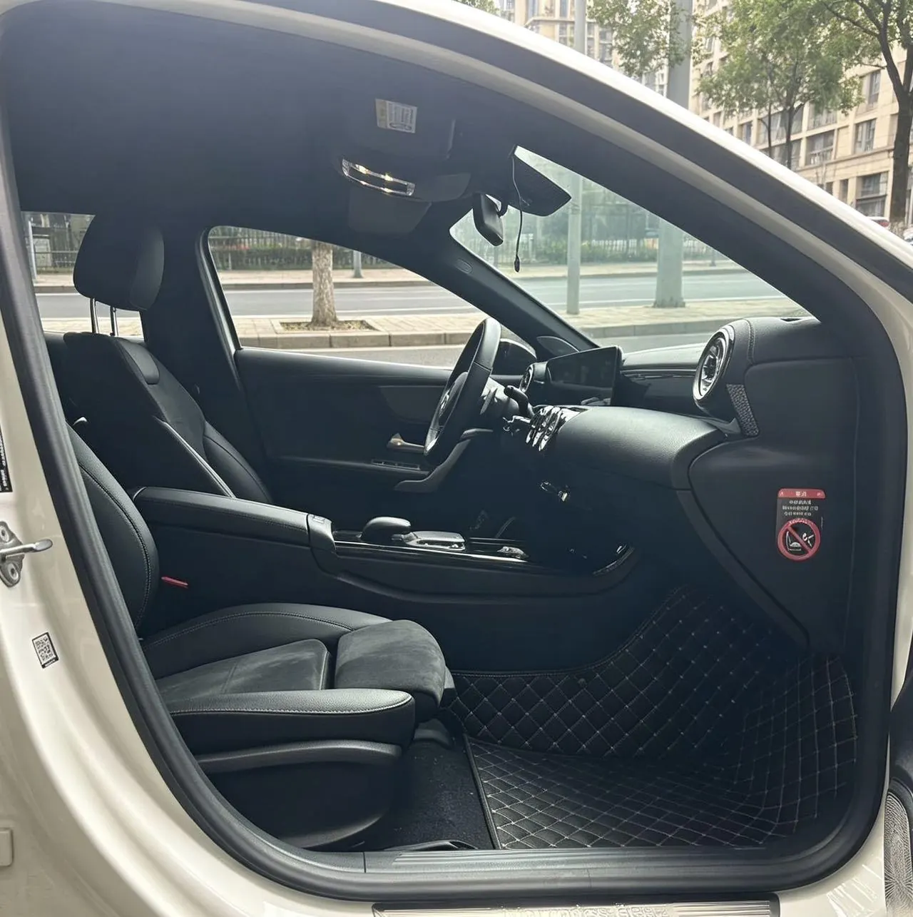 Mercedes Benz Class A 2022 A 200 L 1.3T Fashion (Change 3) Automatic 5