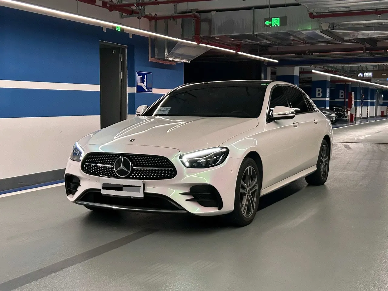 打开图片灯箱:Mercedes Benz E Class 2022 E 260 L 2.0T Sports (Modified) Automatic Gear