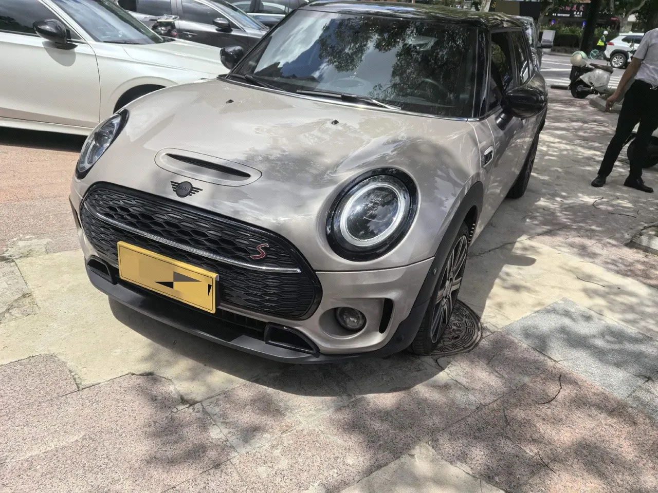 Open image lightbox: MINI Clubman (Imported) 2023 Cooper S Clubman 2.0T Connoisseur (Modified) Automatic Gear