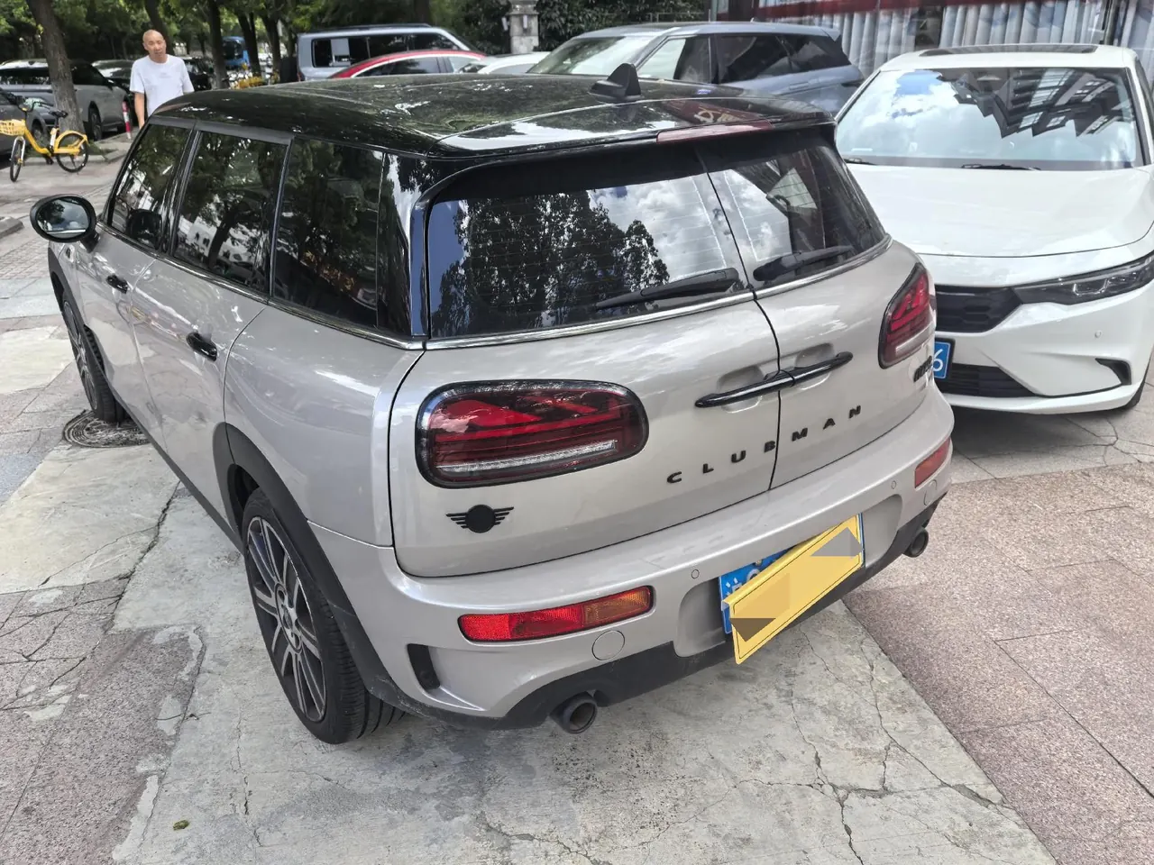 MINI Clubman (Imported) 2023 Cooper S Clubman 2.0T Connoisseur (Modified) Automatic Gear 6