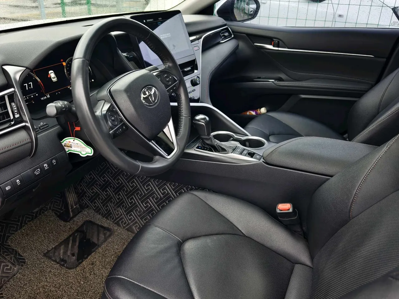 Toyota 2021 Camry 2.5G Deluxe Edition Automatic Gear 3