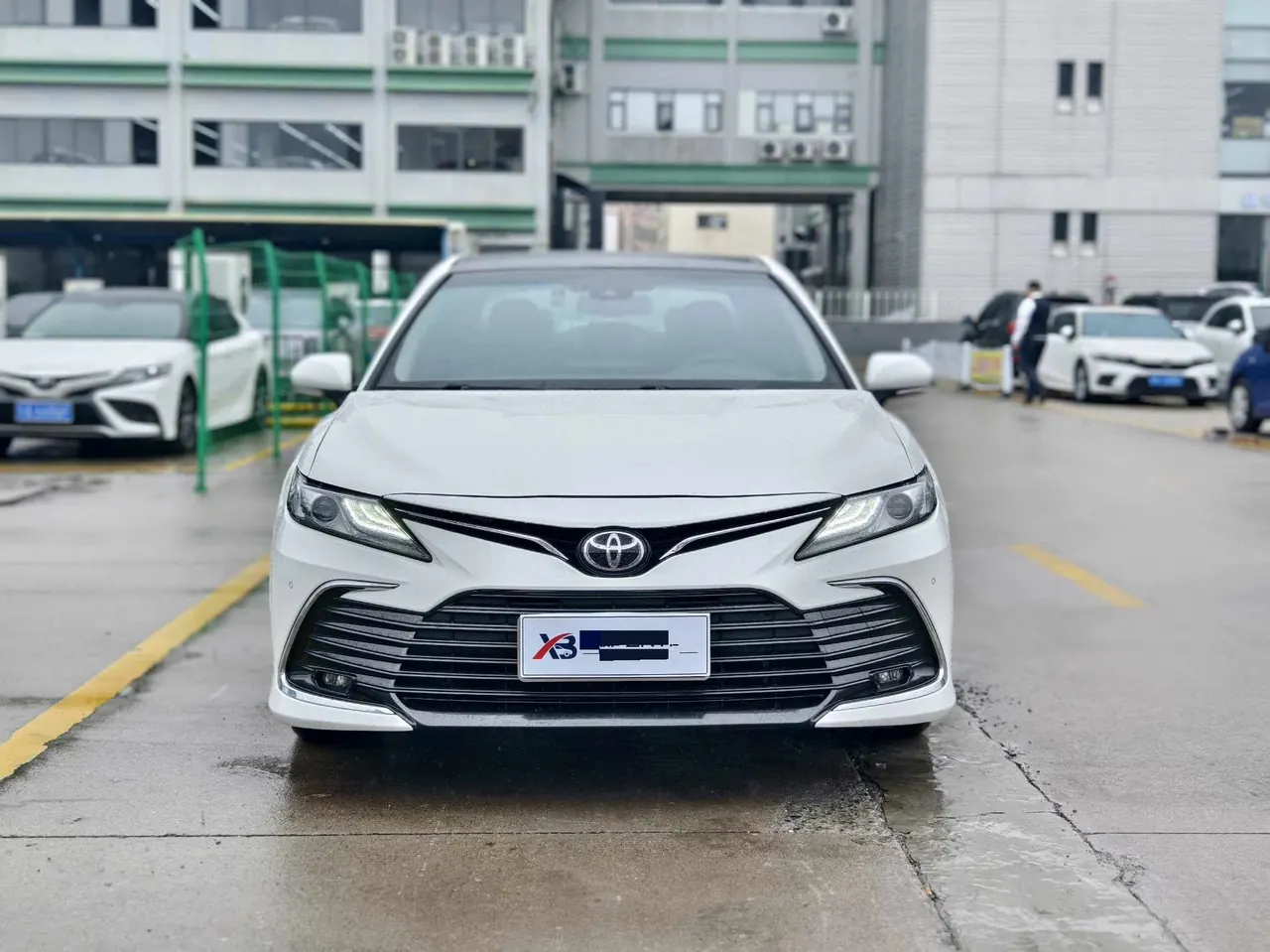 Toyota 2021 Camry 2.5G Deluxe Edition Automatic Gear 6