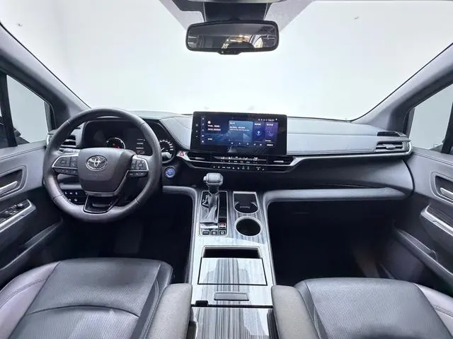 Toyota 2021 Sai 2.5 Stepless Premium Edition Automatic Gear 4