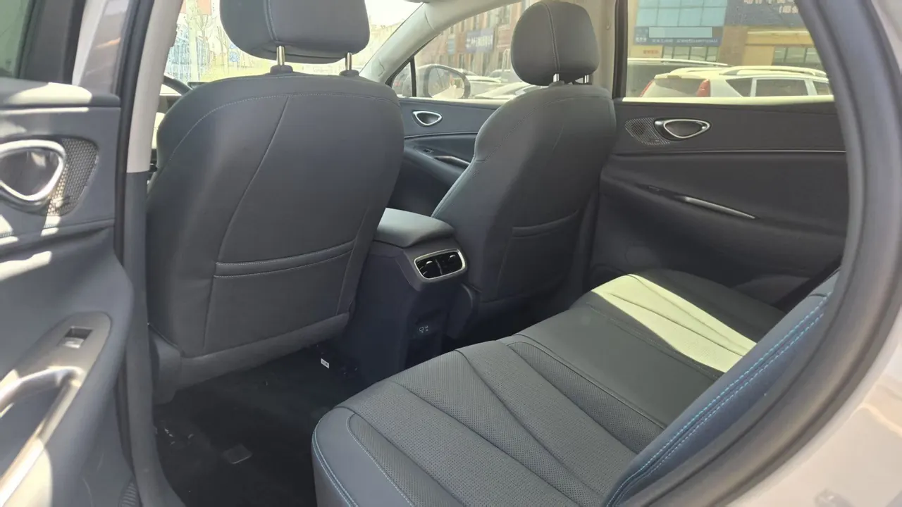 BYD 2026 Sea Lion 06 EV 605 Pilot Edition Automatic Gear 5