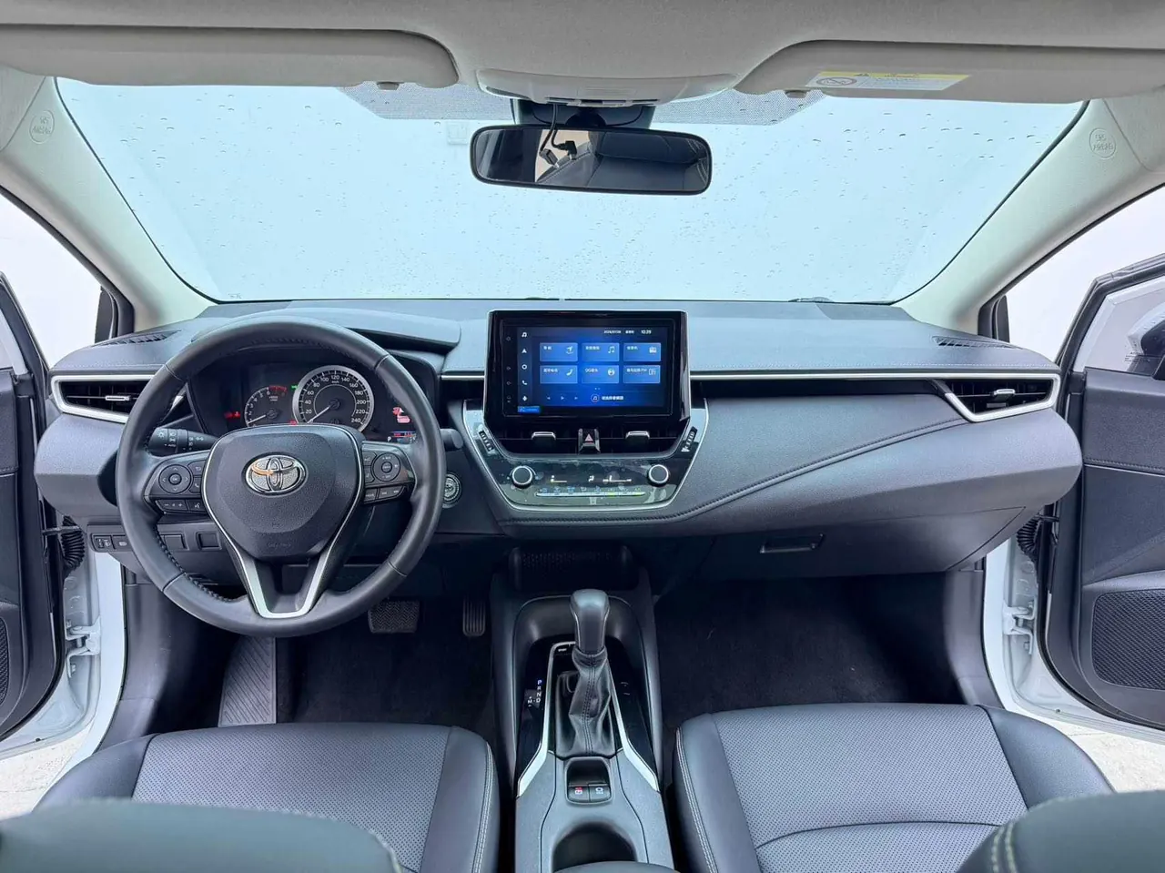 Toyota 2021 Corolla 1.2T Stepless Deluxe Edition Automatic Gear 9