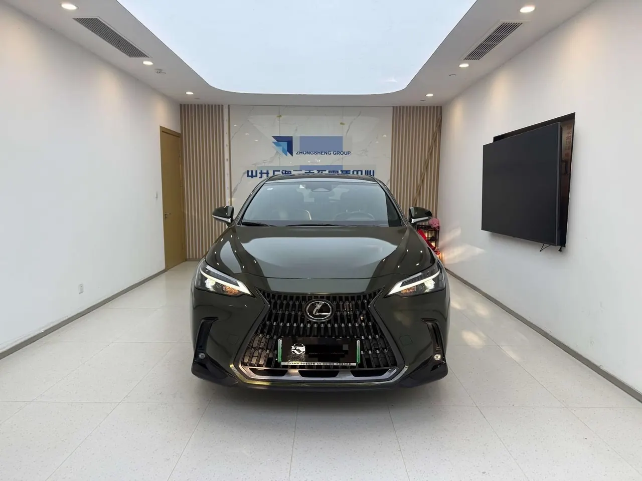 Lexus NX New Energy (Imported) 2022 NX400h 2.5 Stepless Smooth Edition Automatic Gear 2