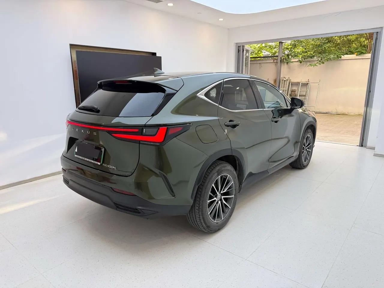 Lexus NX New Energy (Imported) 2022 NX400h 2.5 Stepless Smooth Edition Automatic Gear 4
