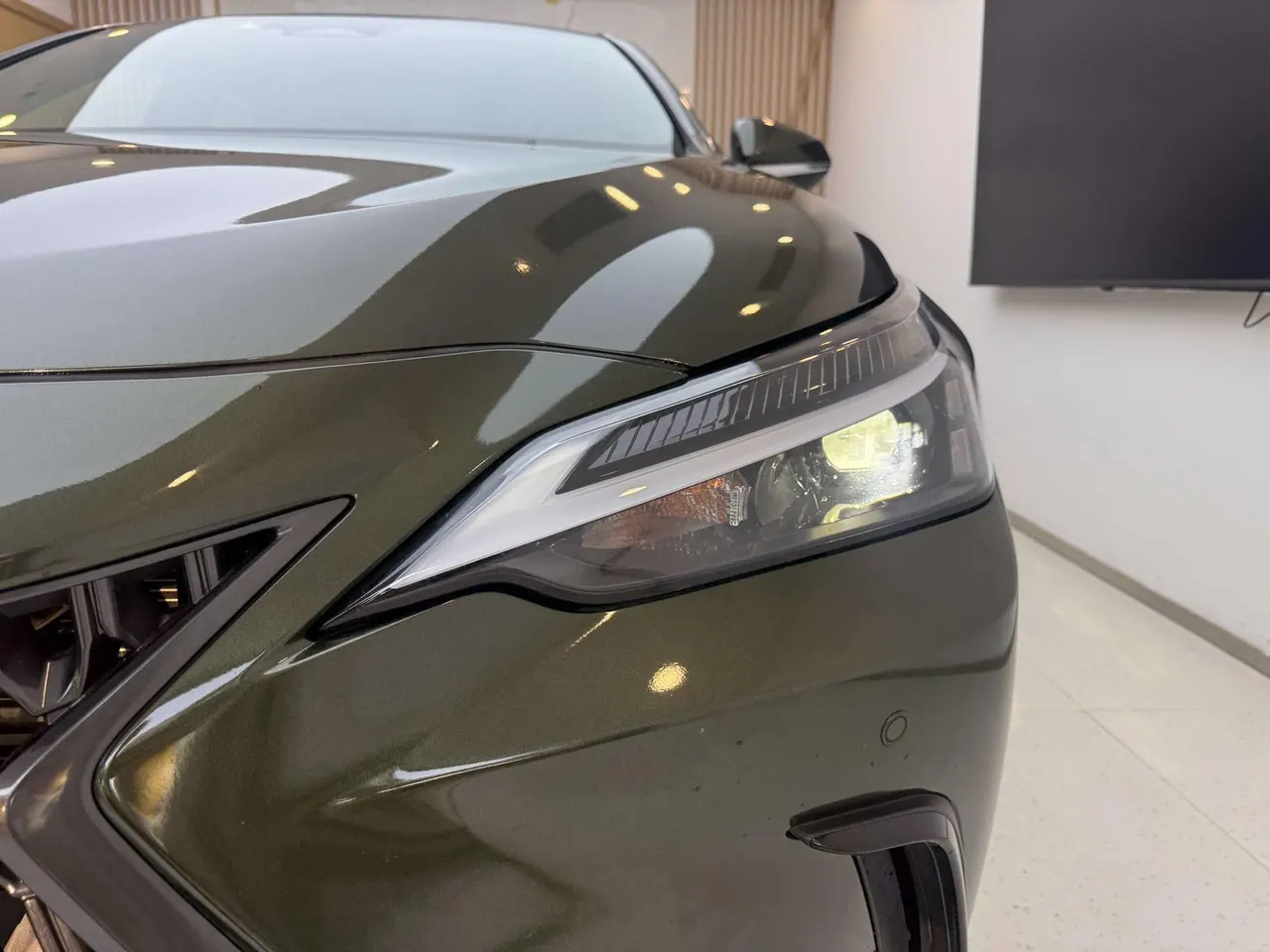 Lexus NX New Energy (Imported) 2022 NX400h 2.5 Stepless Smooth Edition Automatic Gear 5