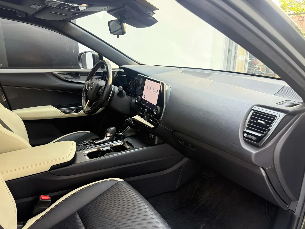 Lexus NX New Energy (Imported) 2022 NX400h 2.5 Stepless Smooth Edition Automatic Gear 8