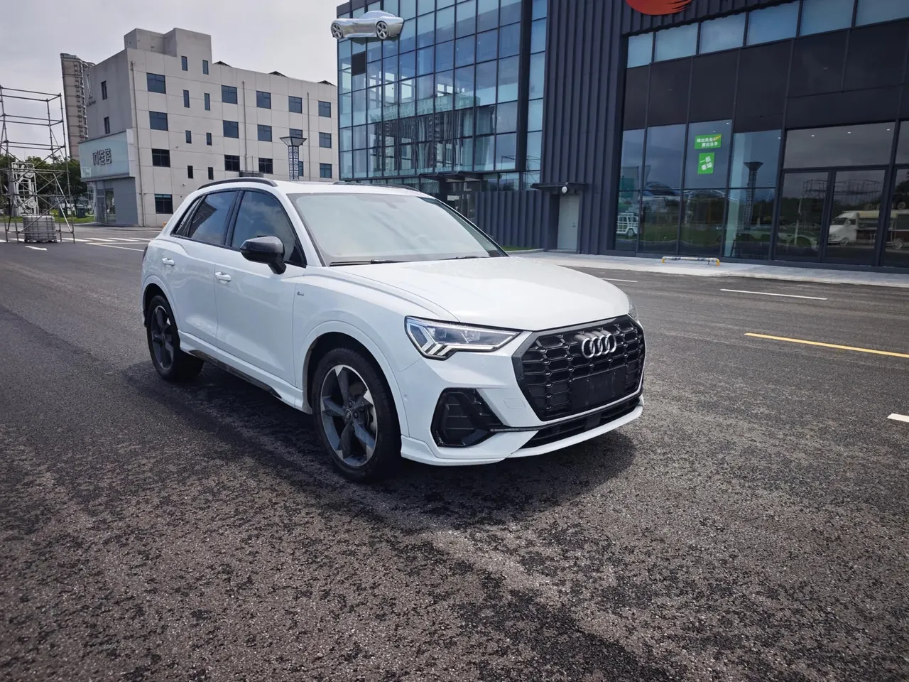 Audi 2022 Q3 1.4TFSI 35TFSI Fashion Dynamic Automatic 2