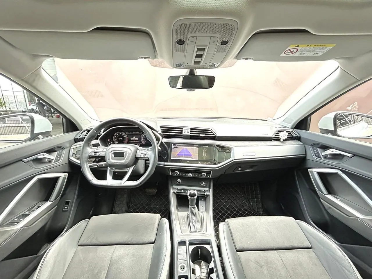Audi 2022 Q3 1.4TFSI 35TFSI Fashion Dynamic Automatic 4