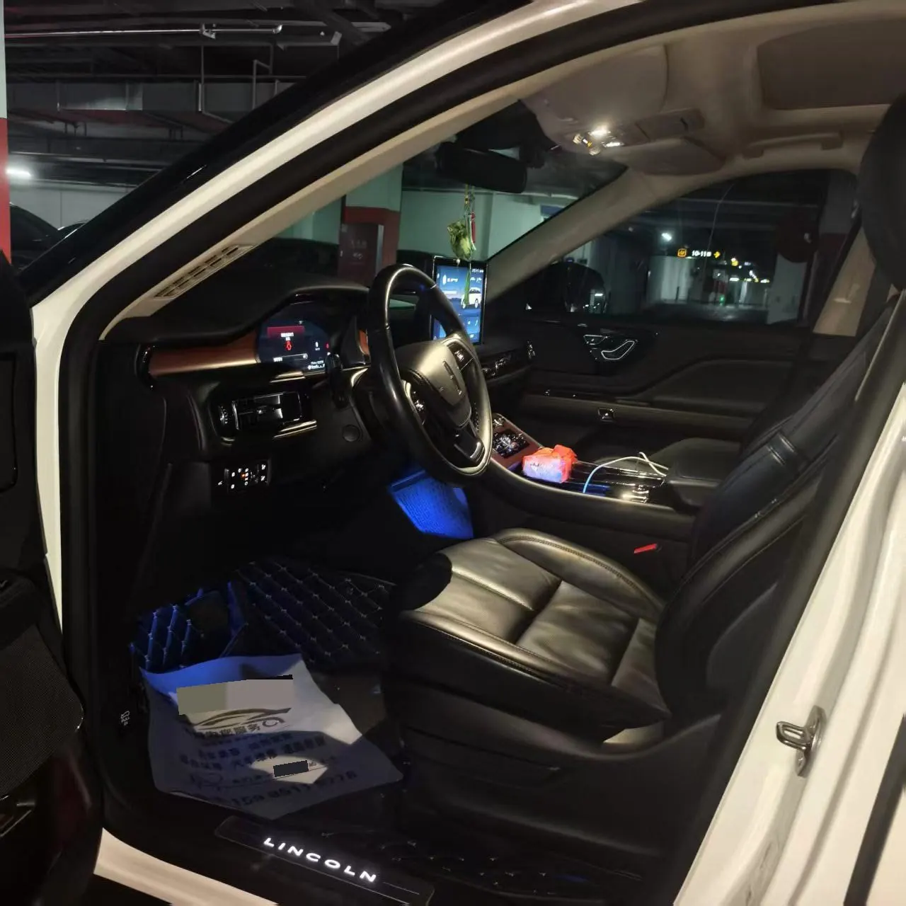 Lincoln 2021 Aviator 3.0T V6 4-wheel Drive Premium Edition Automatic Gear 2