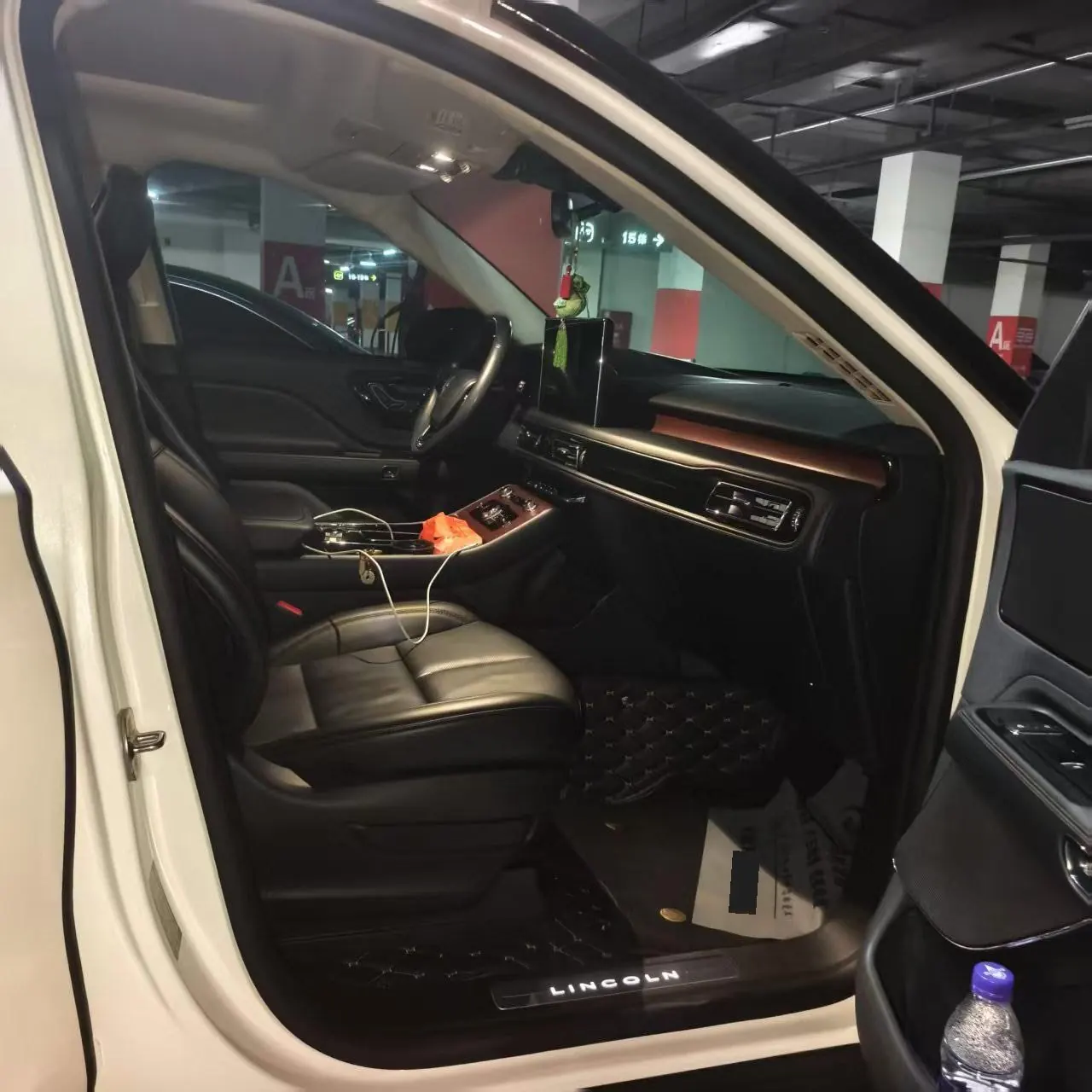 Lincoln 2021 Aviator 3.0T V6 4-wheel Drive Premium Edition Automatic Gear 5