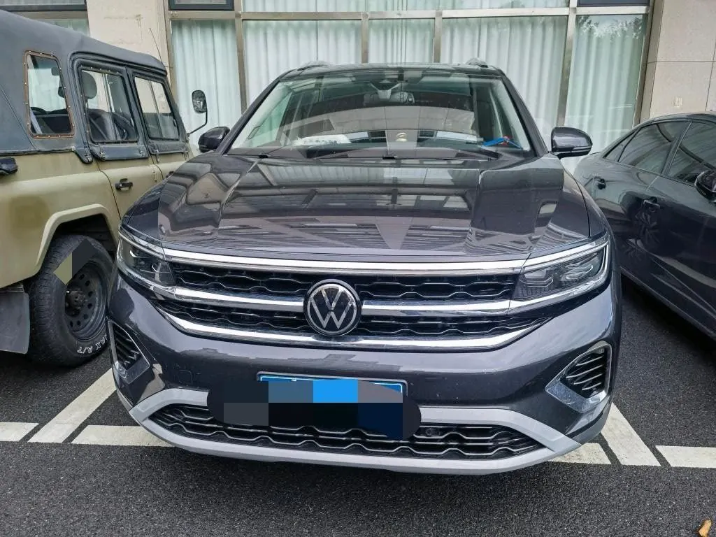 Volkswagen 2021 models of 2.0TSI 380TSI four-wheel drive luxury version of Pro automatic gear 2