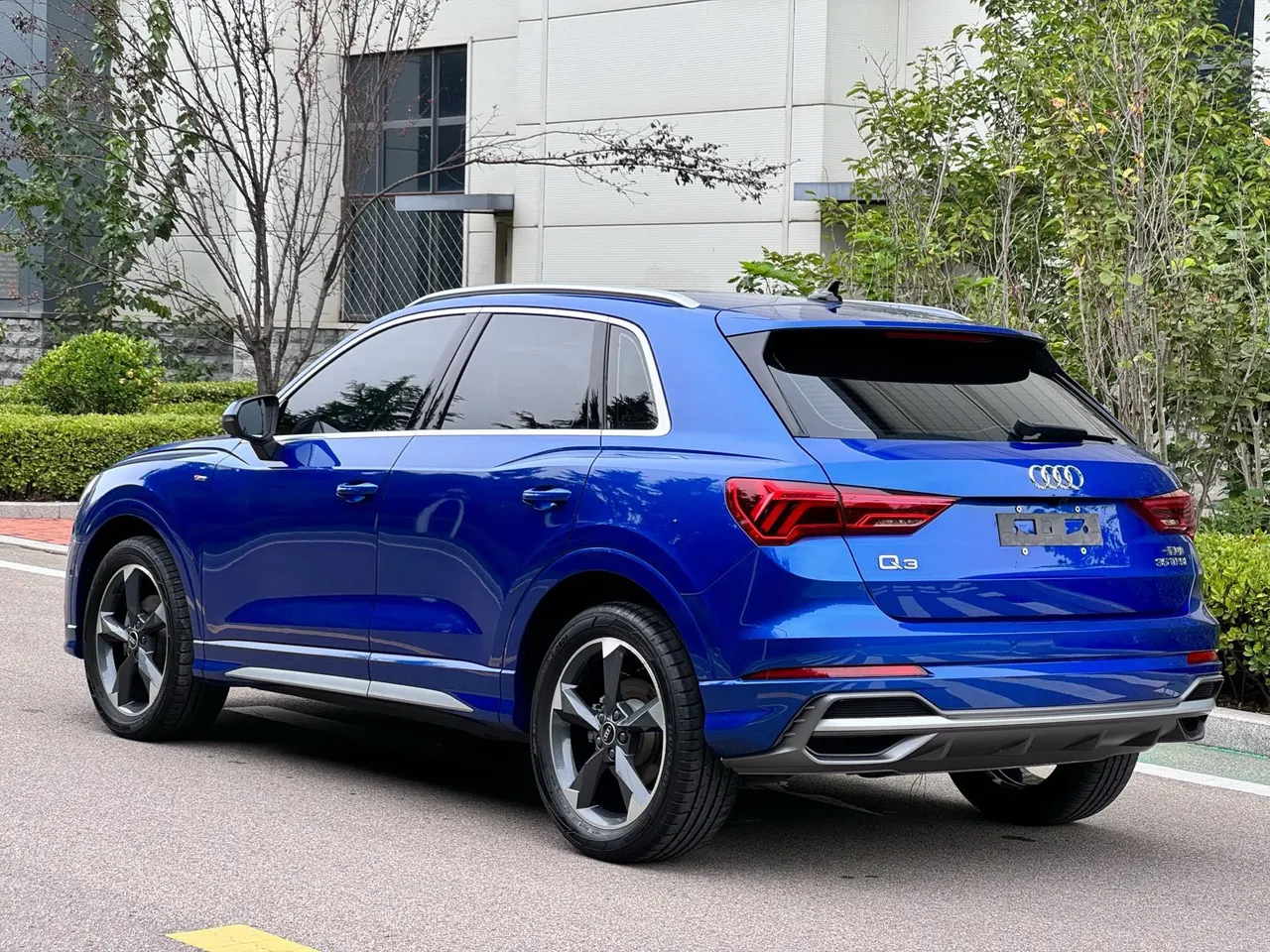 Audi 2023 Q3 1.4TFSI 35TFSI Fashion Dynamic Automatic 4