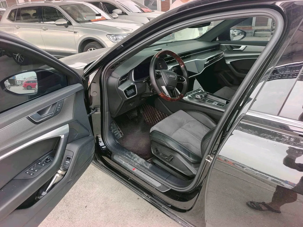 Audi 2022 A6L 2.0TFSI 45TFSI Selected Dynamic Automatic 2