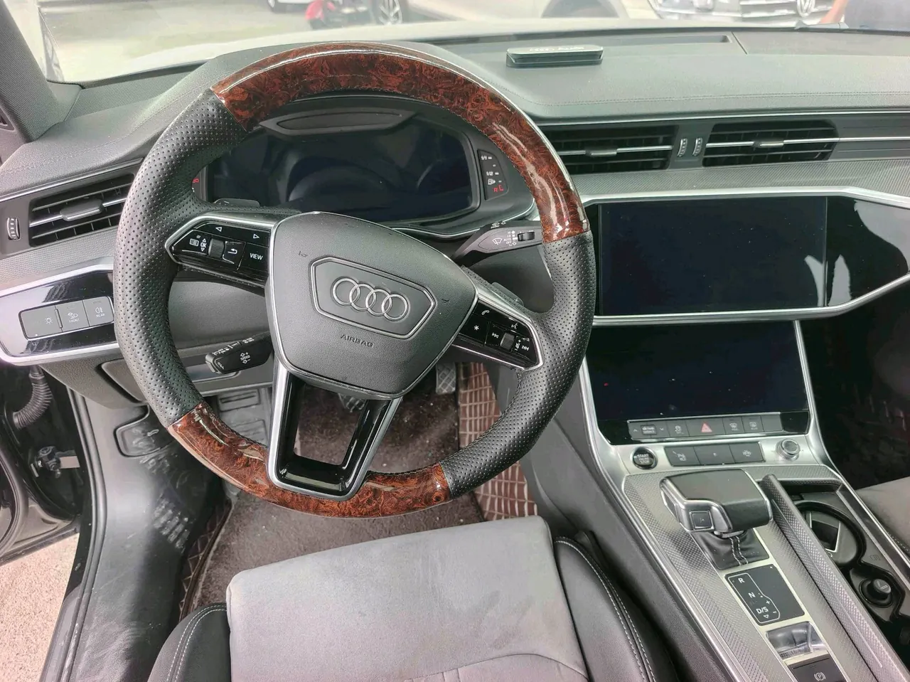 Audi 2022 A6L 2.0TFSI 45TFSI Selected Dynamic Automatic 4