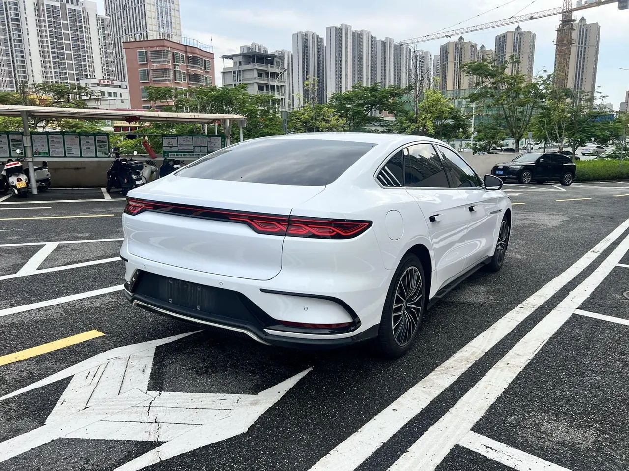 BYD 2022 Han DM-i 1.5T stepless 121KM noble automatic gear 7