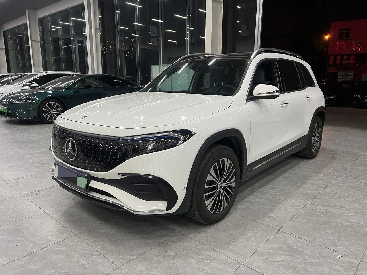 Mercedes Benz 2025 EQB 260 EQB 260 Automatic - View 1
