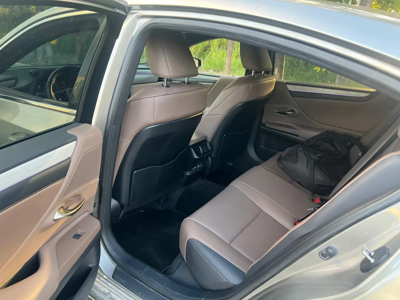 Lexus ES (Imported) 2025 ES200 2.0 Stepless Special Edition Automatic Gear 5