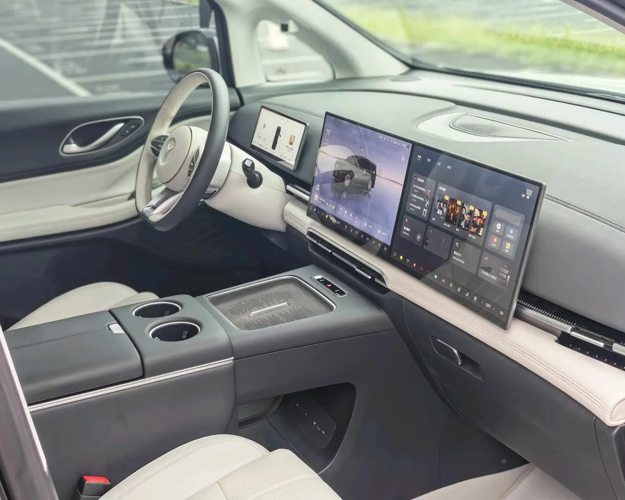 Voyah 2025 Model Dreamer PHEV 1.5T Four-Wheel-Drive Excellence Kunpeng Version Automatic Transmission 5