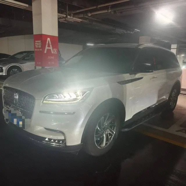 Lincoln 2020 Aviator 3.0T V6 4-wheel Drive Premium Edition Automatic Gear - View 1