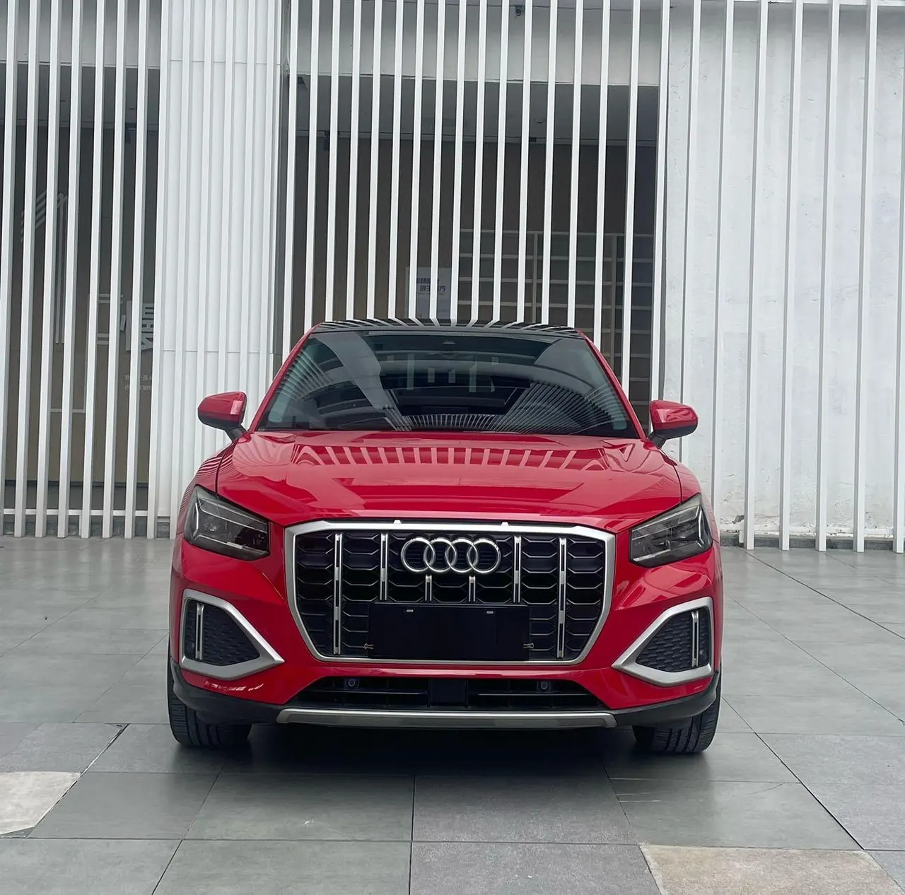 Audi 2022 Q2L 1.4TFSI 35TFSI Fashion Elegant Automatic 2