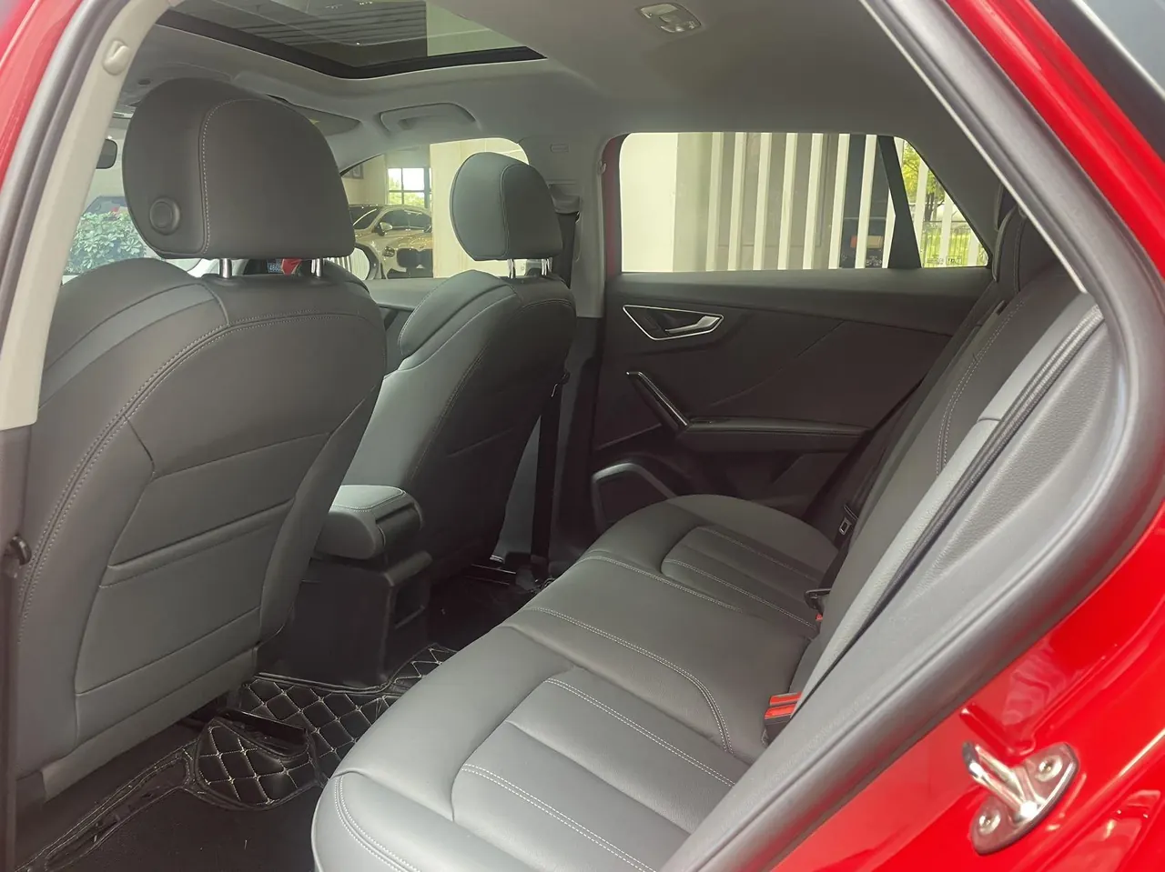 Audi 2022 Q2L 1.4TFSI 35TFSI Fashion Elegant Automatic 6