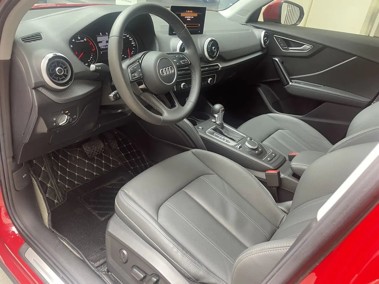 Audi 2022 Q2L 1.4TFSI 35TFSI Fashion Elegant Automatic 7