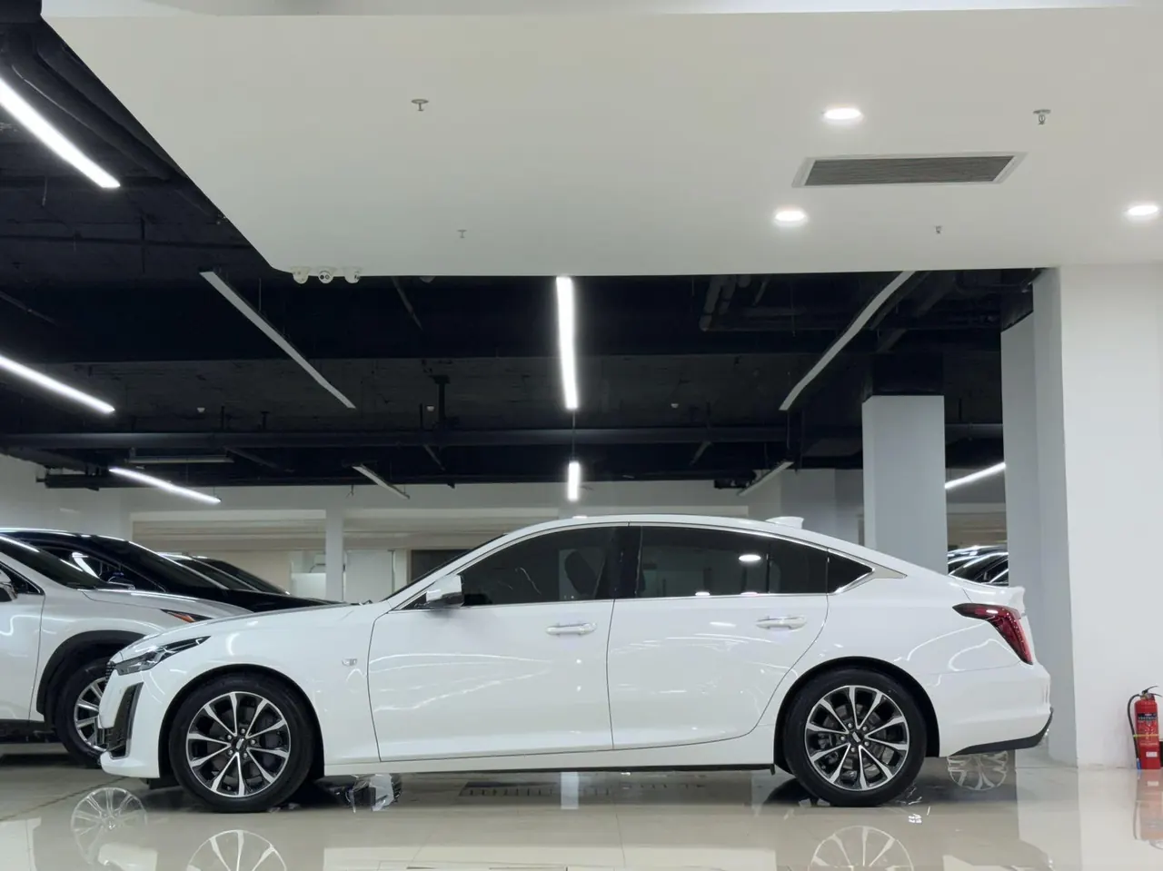 Cadillac 2022 CT5 2.0T 28T honorable automatic gear 3