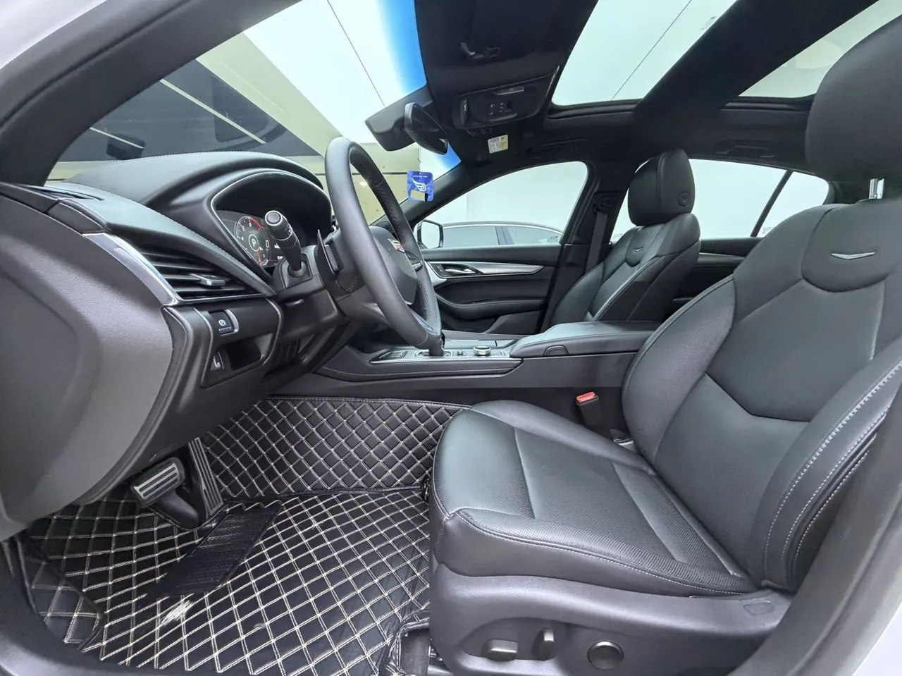 Cadillac 2022 CT5 2.0T 28T honorable automatic gear 4