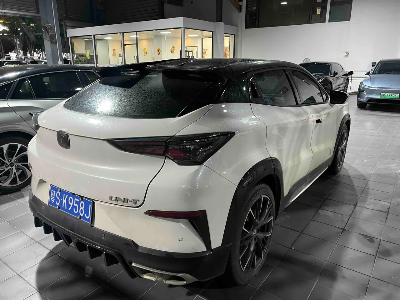 ChangAn 2022 UNI-T 1.5T honorable automatic gear 2