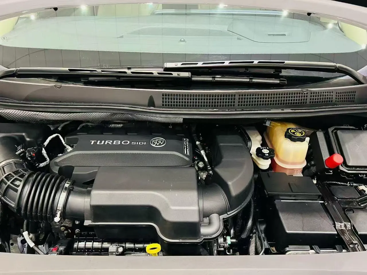 Buick 2022 GL8 ES Lu Zun 48V 2.0T 653T Exclusive Automatic Gear 8
