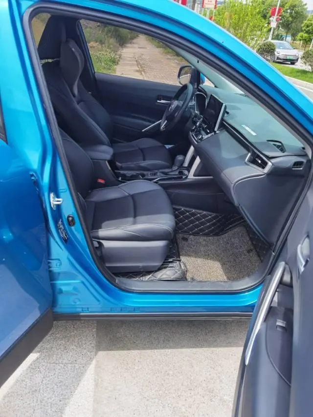 Toyota 2022 Front Landa 2.0 Stepless Luxury PLUS Edition Automatic Gear 9