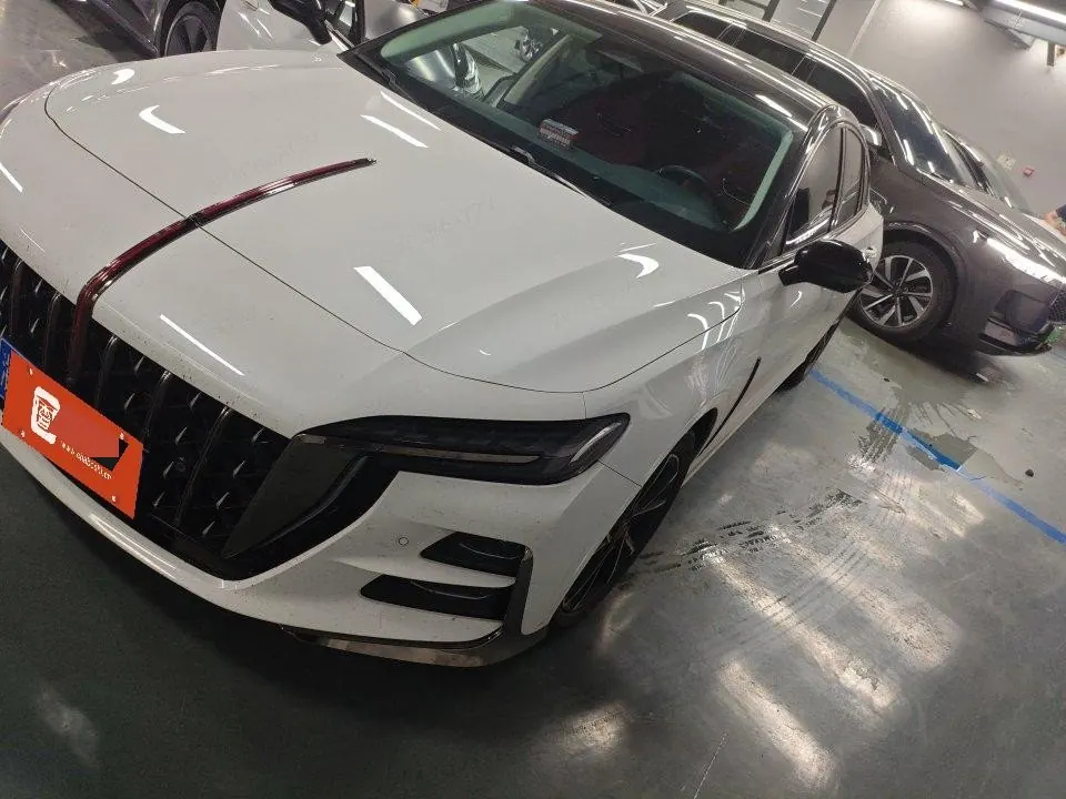 HongQi 2025 H6 2.0T to the United States version of automatic gear 7