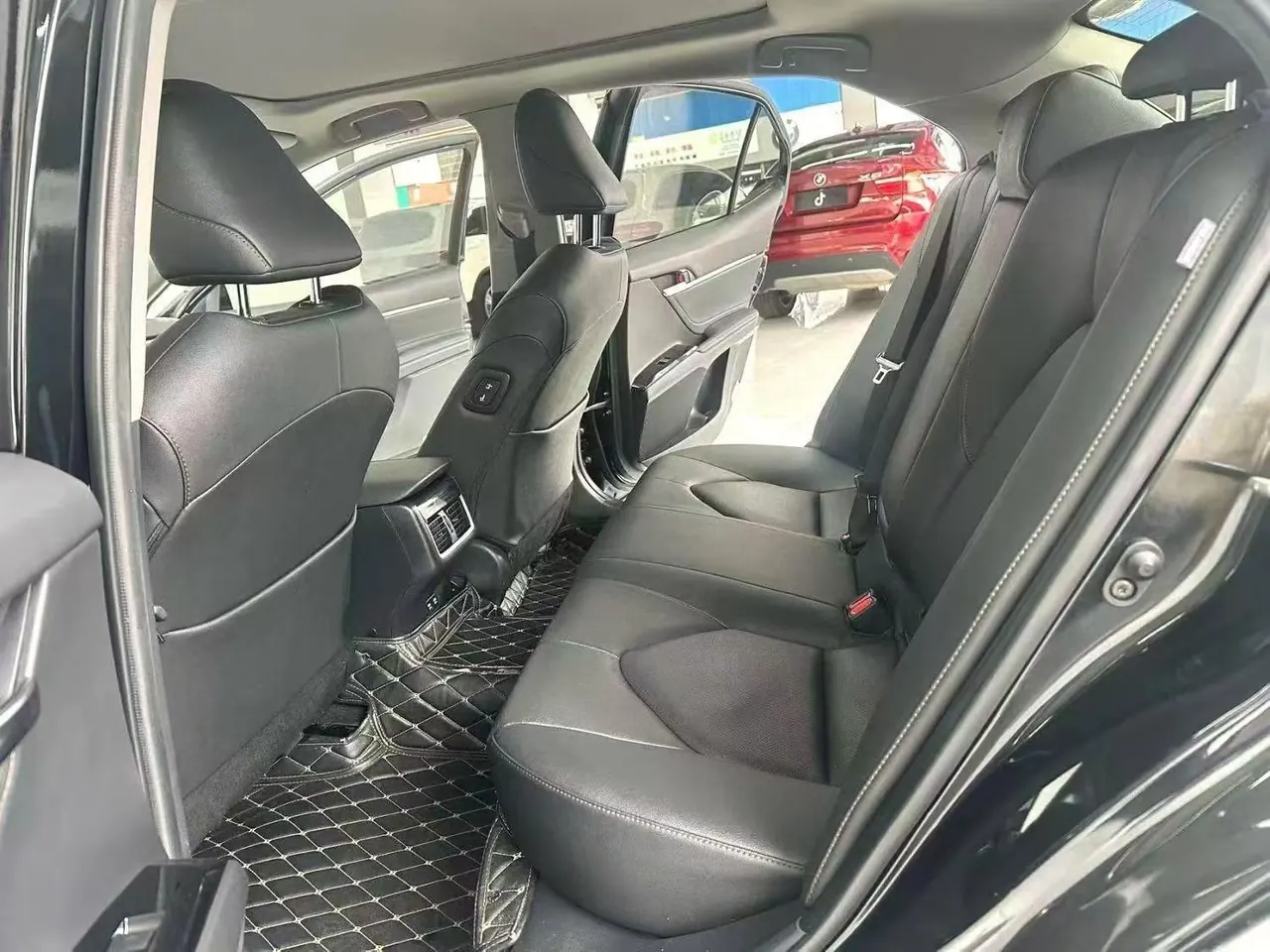 Toyota 2023 Camry 2.5G Deluxe Edition Automatic Gear 5