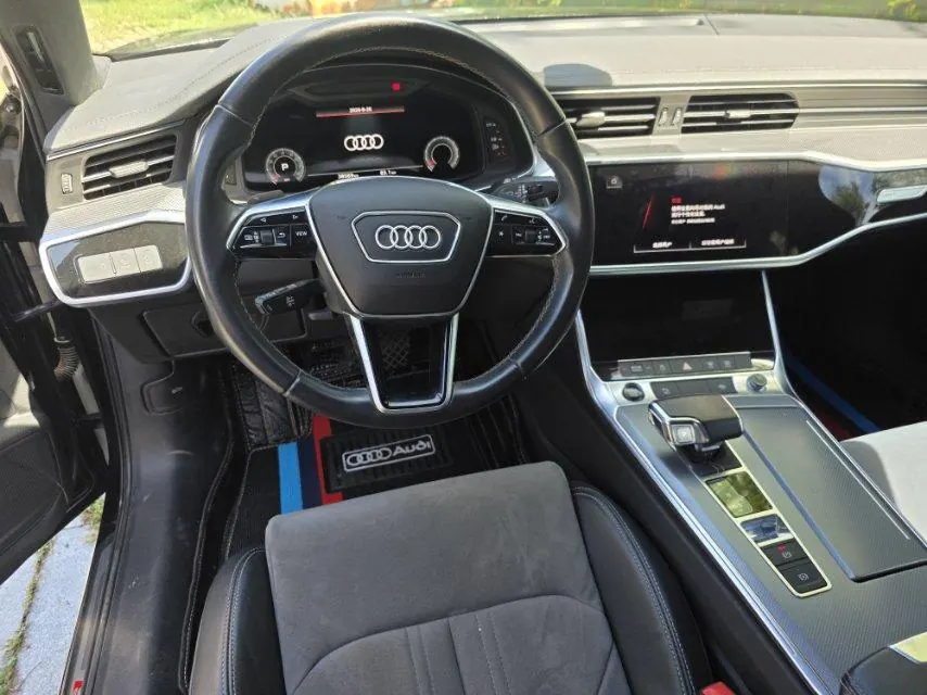 Audi 2023 A6L 2.0TFSI 45TFSI Quattro Selected Dynamic Automatic 5