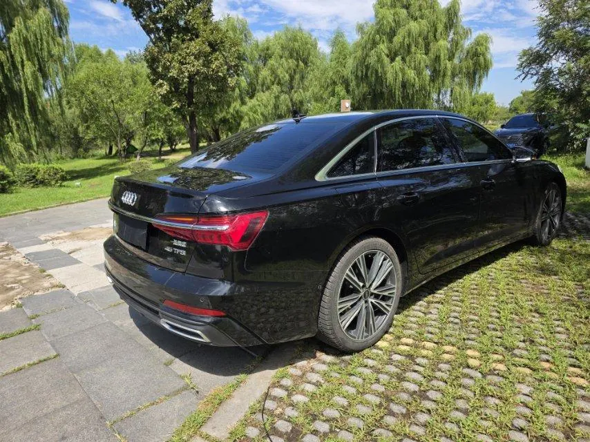 Audi 2023 A6L 2.0TFSI 45TFSI Quattro Selected Dynamic Automatic 9