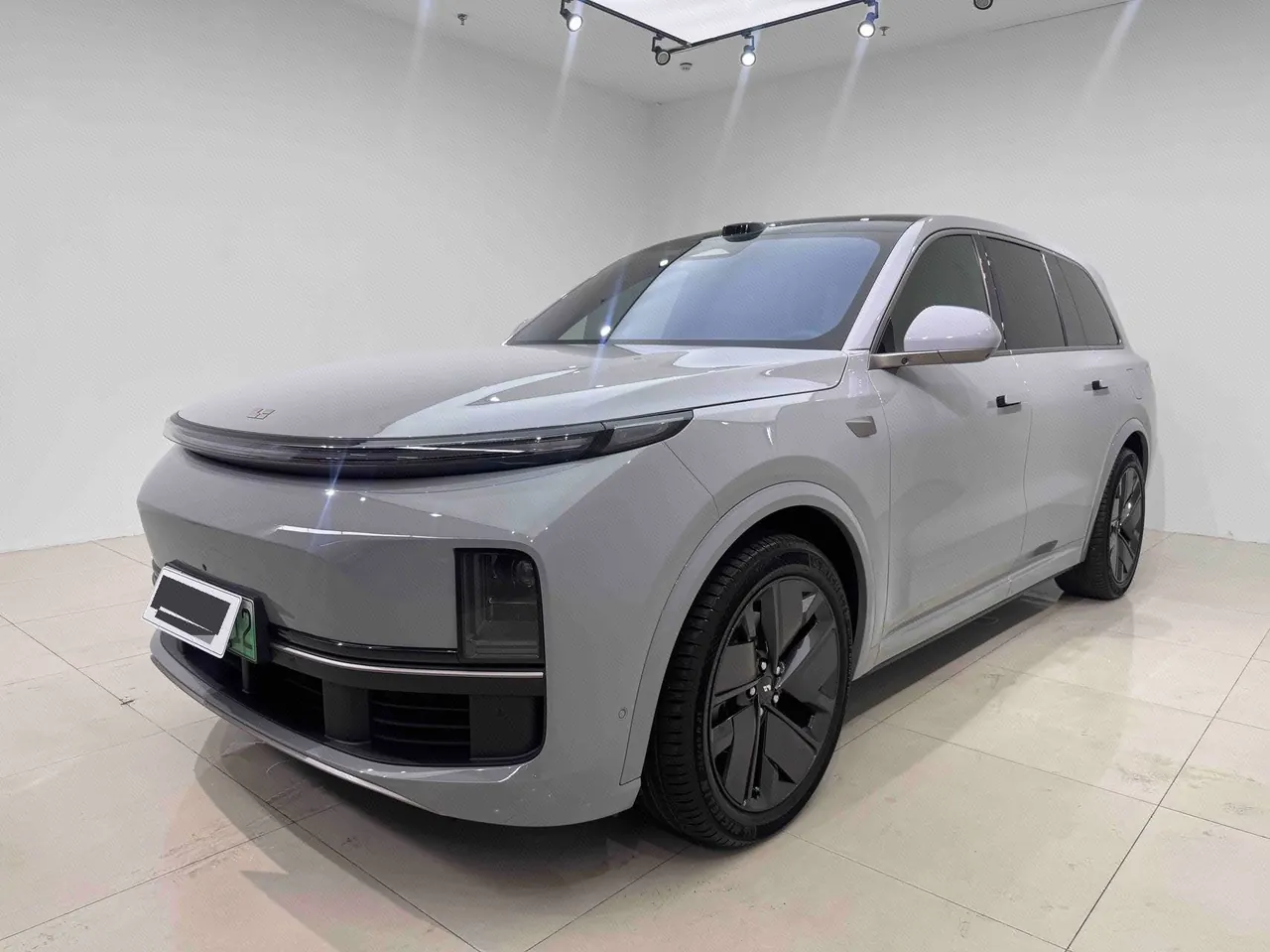 Open image lightbox: Li 2025 L9 Ultra Smart Refresh Edition Automatic Transmission