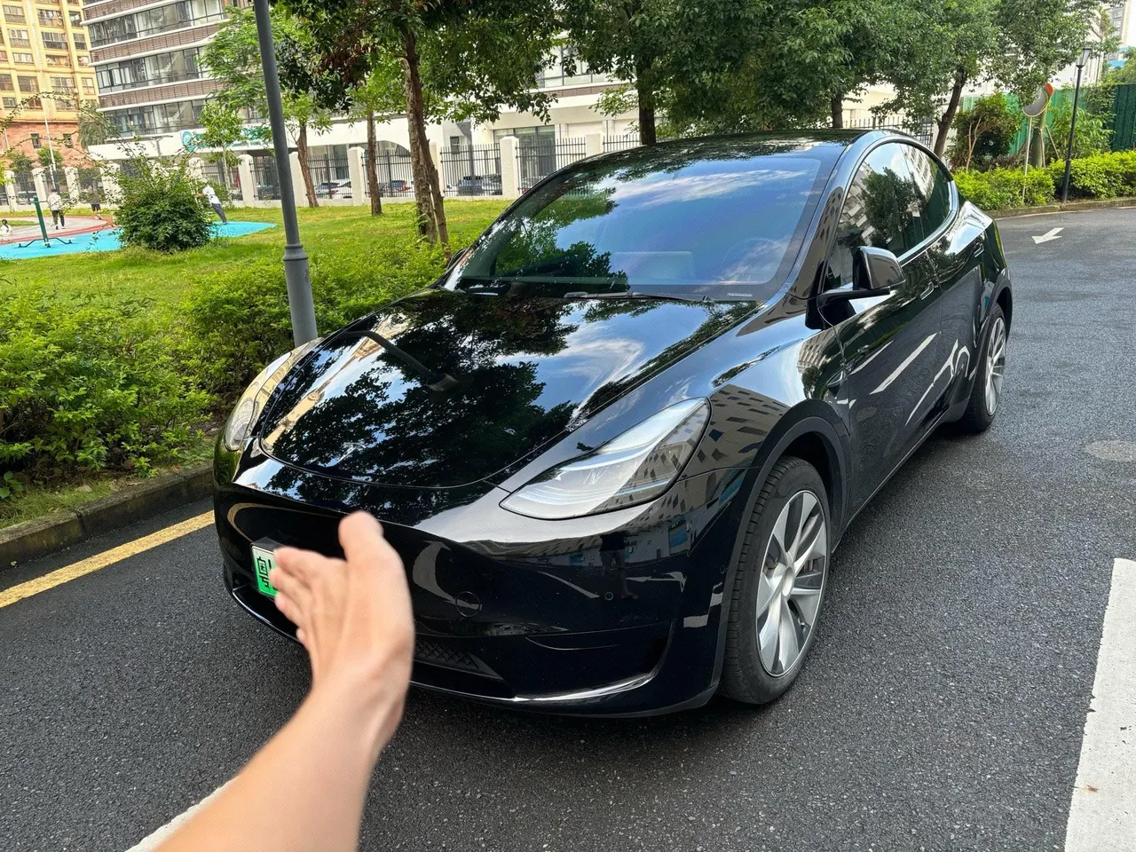 打开图片灯箱:Tesla 2022 Model Y rear-wheel drive version (facelift) automatic gear