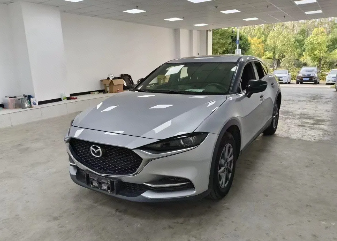 Open image lightbox: Mazda 2020 CX-4 100.00g Drive Blue Sky Exploration Edition Automatic Gear