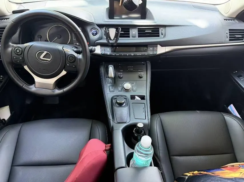 Lexus CT (Imported) 2020 CT200h 1.8 Stepless Comfort Edition Automatic Gear 6