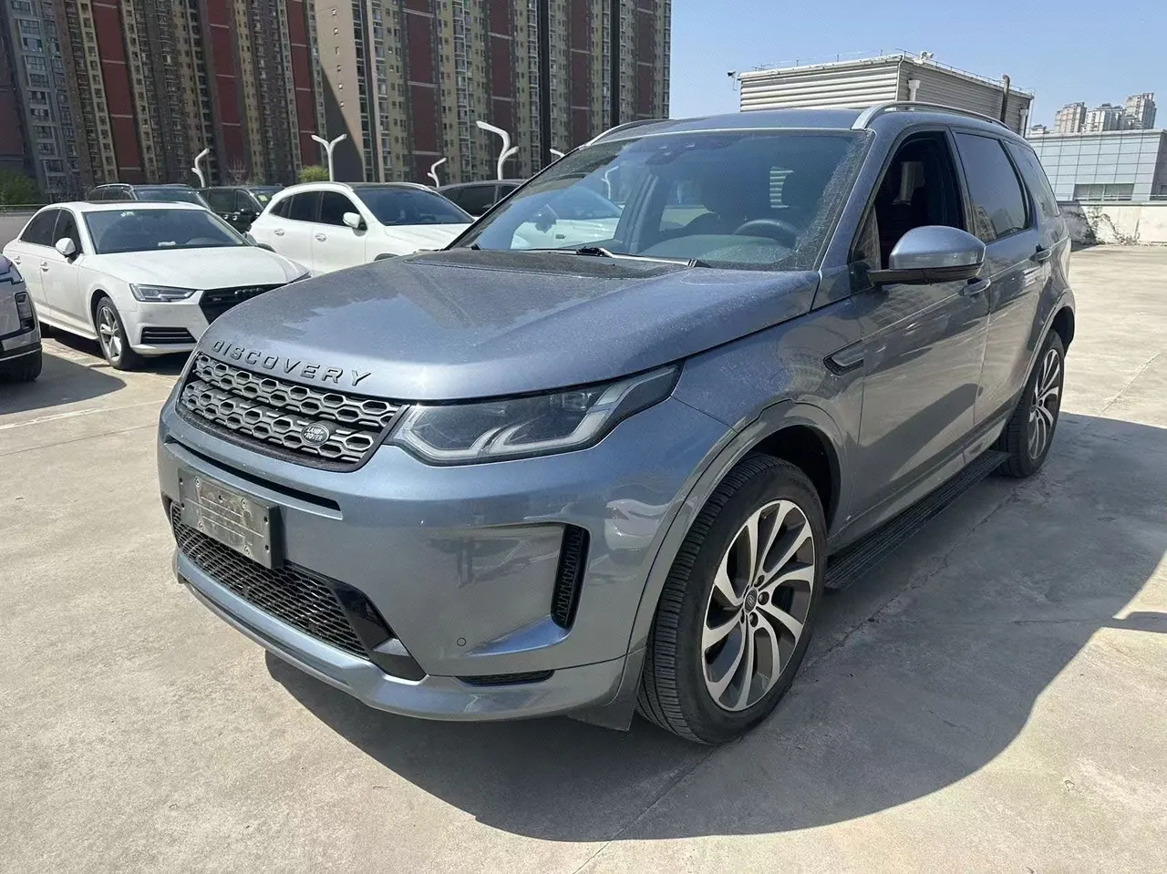 Open image lightbox: Land Rover 2020 Discovery Sports Edition 48V 2.0T 249PS R-Dynamic SE Performance Technology Edition 5-seat Automatic Gear