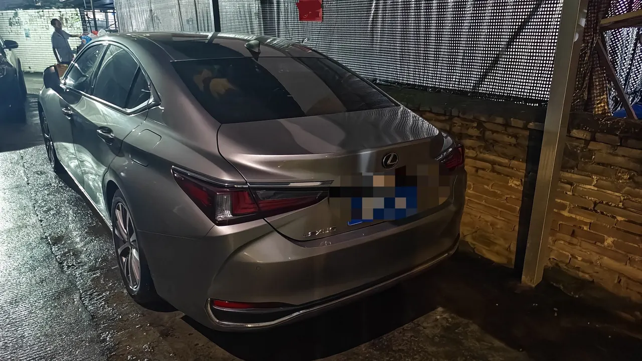 Lexus ES (Imported) 2020 ES200 2.0 Stepless Premium Edition Automatic Gear 6