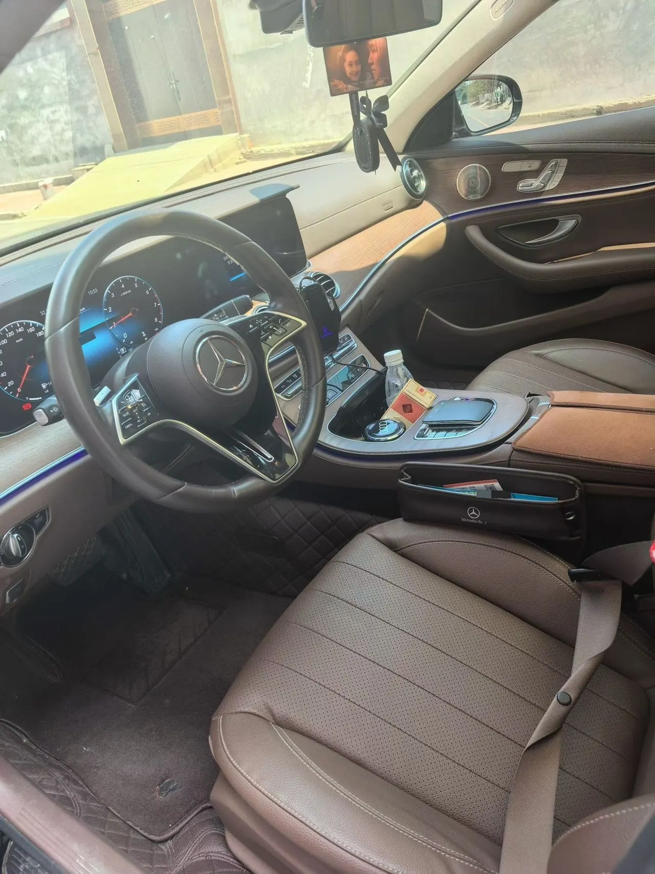 Mercedes Benz E Class 2023 E 300 L 2.0T Luxury Automatic Gear 2
