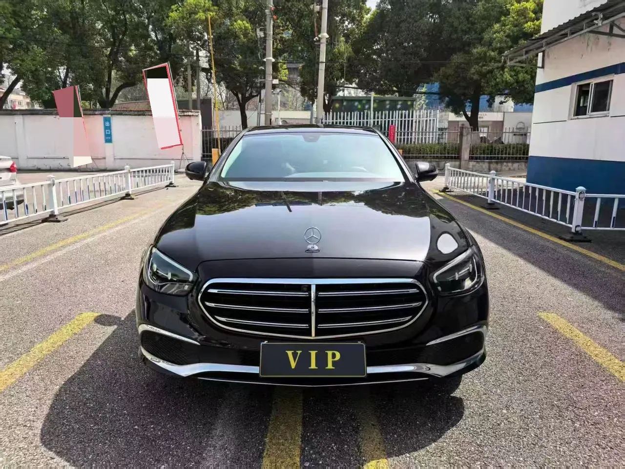 Mercedes Benz E Class 2023 E 300 L 2.0T Luxury Automatic Gear 4