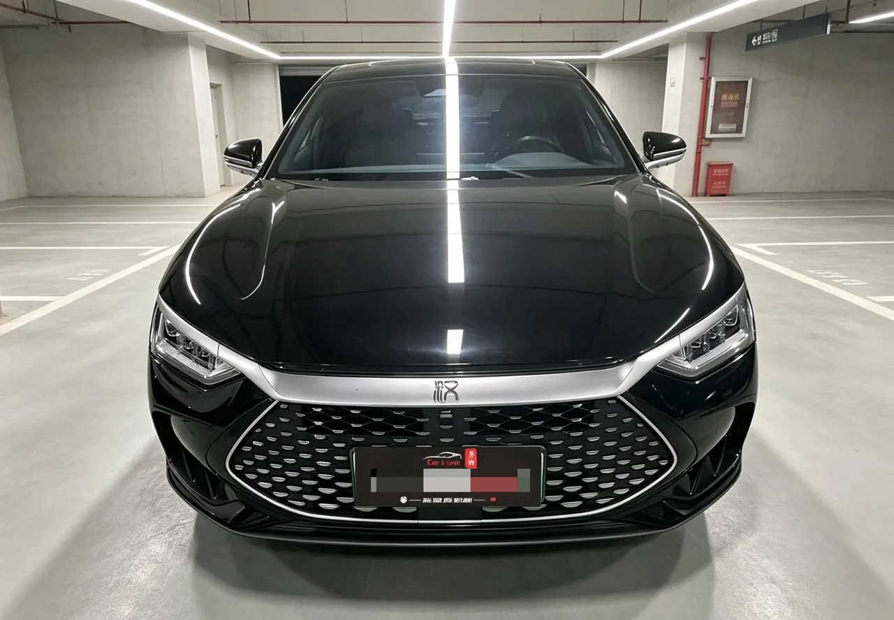 BYD 2023 Han DM-i 1.5T stepless champion version 121KM exclusive automatic gear 2